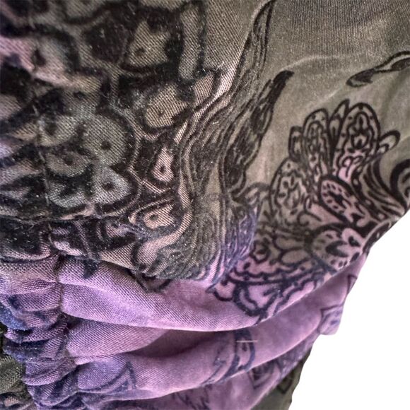 Sami & Jo Purple Floral Velvet Blouse Size Women's Large 3/4 Sleeve - Picture 4 of 11